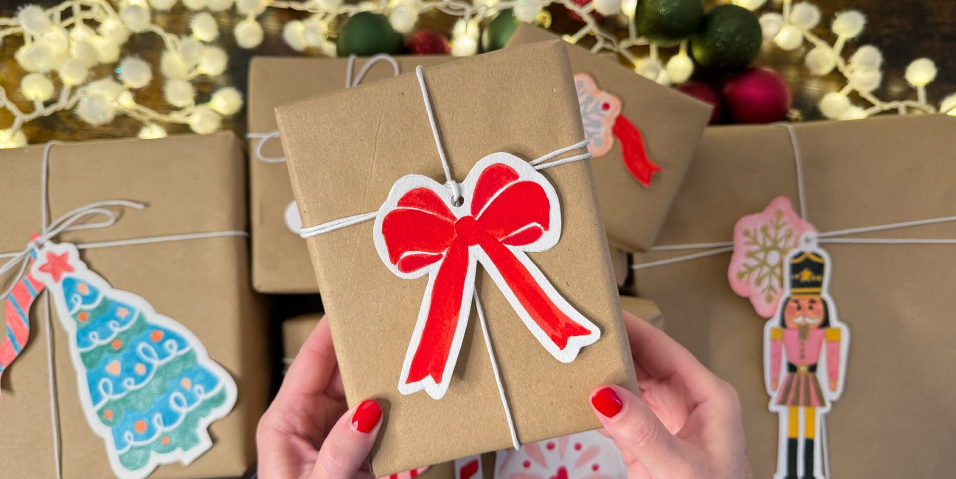 decora pacchi Natale regali