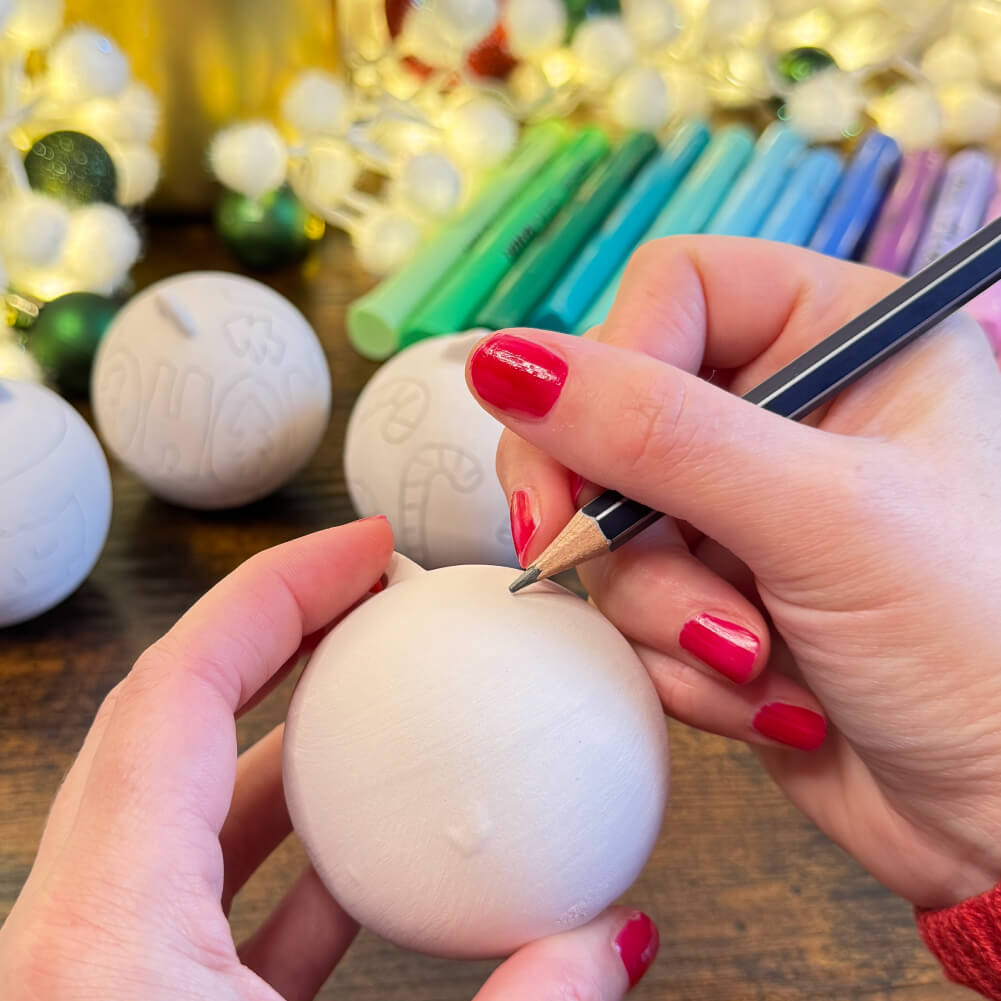 tintaUNITA PallineNatale schizzi